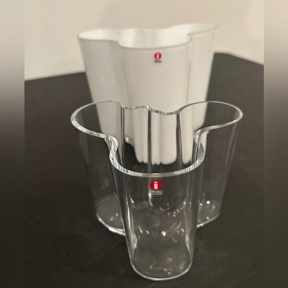 Iittala EUC Alvar Aalto Glass Classic Large White Vase Size H 6 1/4" and H 5 - Picture 1 of 9